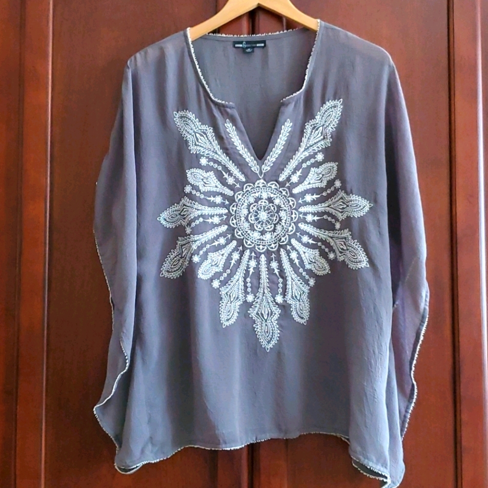 Gemstone Grey Medalion Tunic